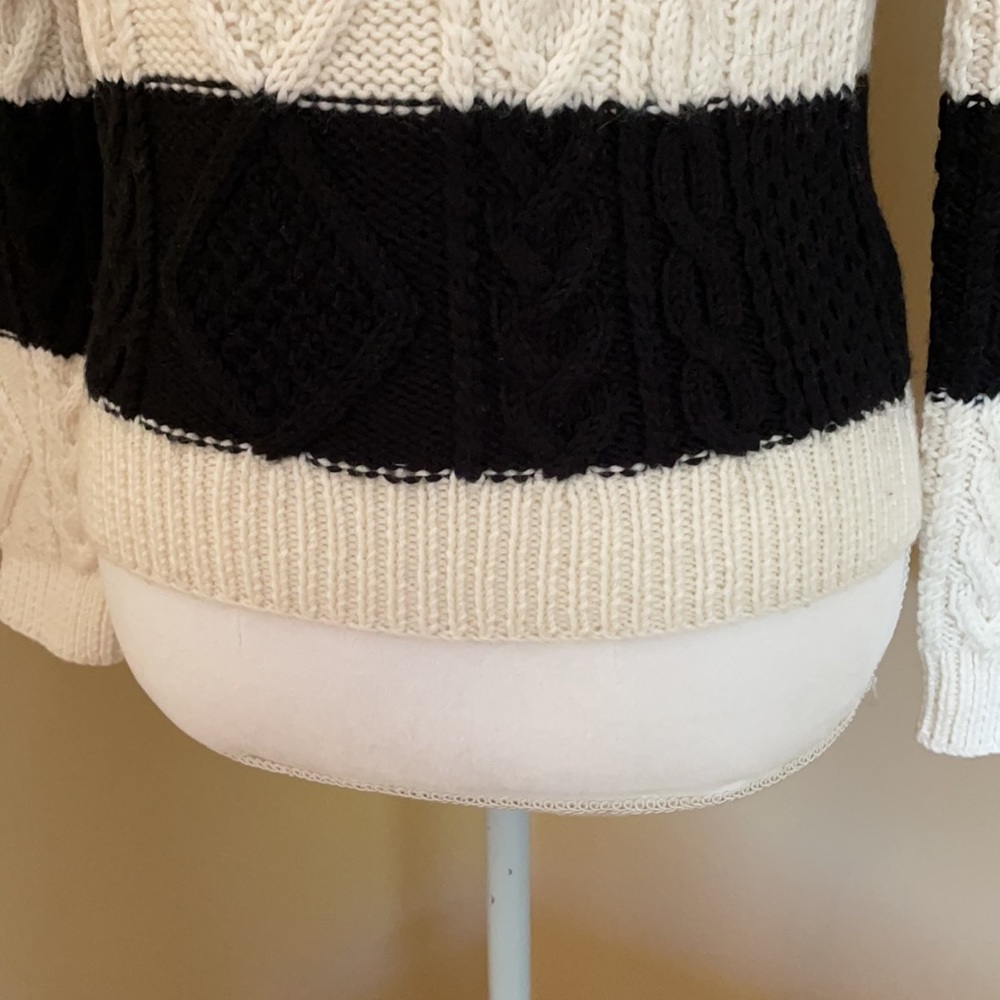 J. Crew Women Sweater, Size Small, Black & Beige - Picture 5 of 8